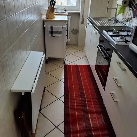 דירה La Rocca Home, Accogliente Ad ארונה