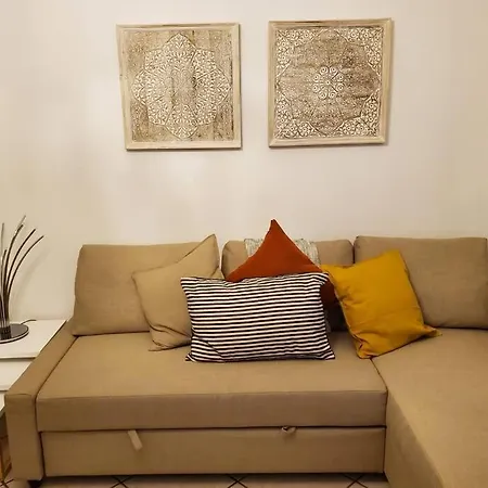 La Rocca Home, Accogliente Ad Lejlighed Arona