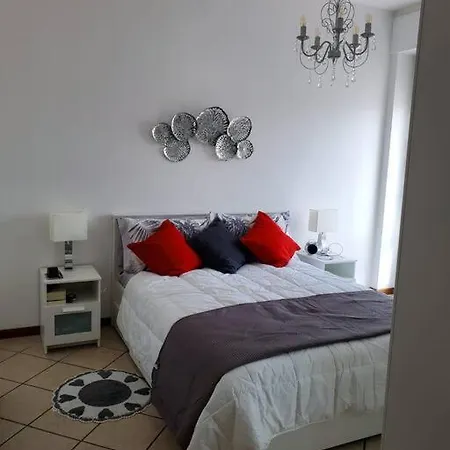 アパート La Rocca Home, Accogliente Ad