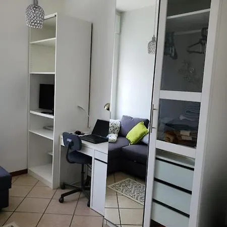 Apartment La Rocca Home, Accogliente Ad *