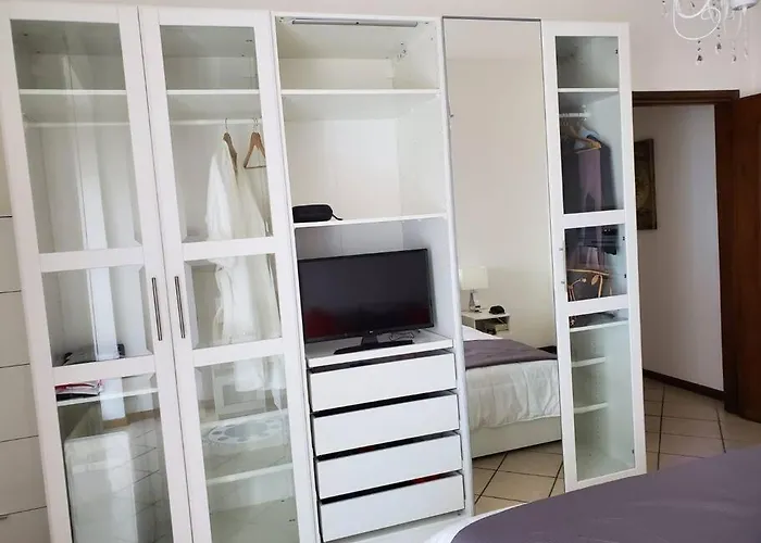 Appartement La Rocca Home, Accogliente Ad