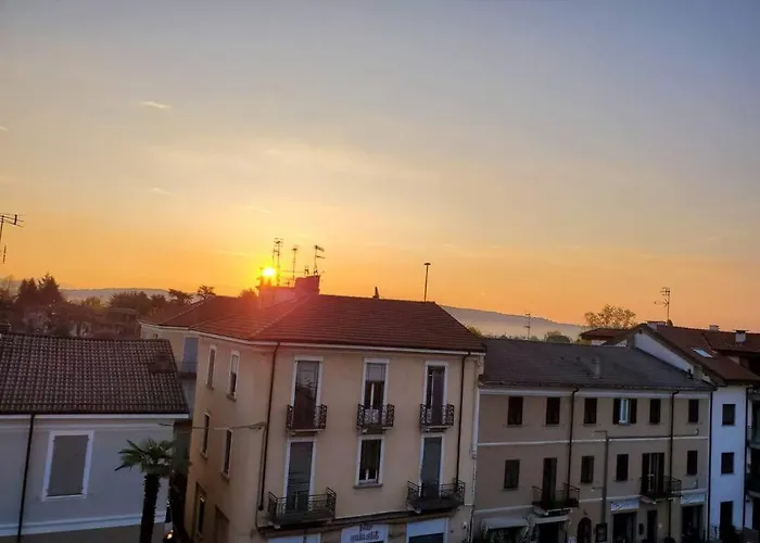 La Rocca Home, Accogliente Ad Arona