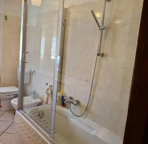 La Rocca Home, Accogliente Ad Apartment