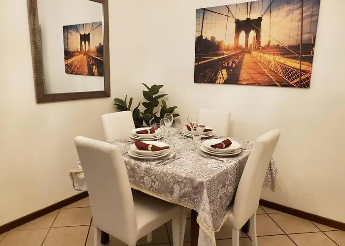 La Rocca Home, Accogliente Ad Apartment Arona